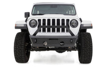 Load image into Gallery viewer, Rampage 2007-2018 Jeep Wrangler(JK)/2020 Jeep Gladiator Aluminum Stubby Front Trail Bumper - Black
